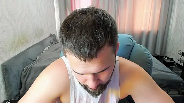Vladik b online show from 07-11-26, 08:50