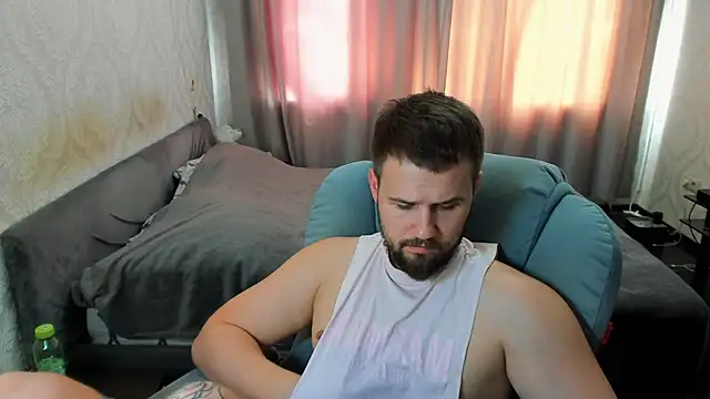 Vladik b online show from 07-14-26, 10:21