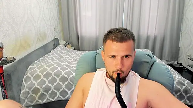 Vladik b online show from 07-21-26, 04:09