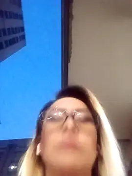 CandieGilson   online show from 09-12-25, 10:37