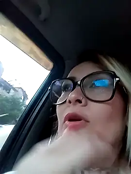 CandieGilson   online show from 09-21-25, 11:23