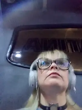 CandieGilson   online show from 03-19-26, 10:30