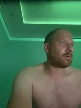 Krzysiekg123 online show from 10-17-25, 10:23