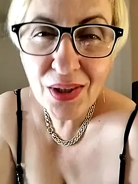 Pumabionda online show from 04-11-26, 02:38