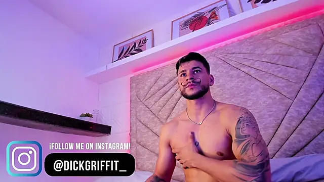 Snapshot of DickGriffith_ chatting on 02-19-25, 03:16 DickGriffith online show from 02-19-25, 03:16