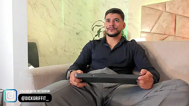 Snapshot of DickGriffith_ chatting on 03-16-25, 02:33 DickGriffith online show from 03-16-25, 02:33