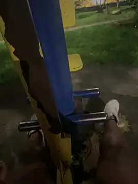 Snapshot of briyi1 chatting on 03-06-26, 06:10 briyi1 online show from 03-06-26, 06:10