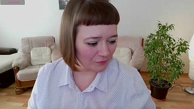 LizaMilfa online show from 03-06-25, 07:47