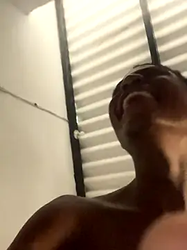 Snapshot of Bichorro chatting on 10-04-25, 03:43 Bichorro online show from 10-04-25, 03:43