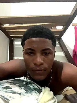 Snapshot of Bichorro chatting on 10-06-25, 12:41 Bichorro online show from 10-06-25, 12:41