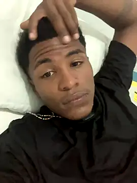 Snapshot of Bichorro chatting on 10-07-25, 03:20 Bichorro online show from 10-07-25, 03:20