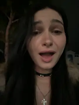 lunalovelee online show from 10-09-25, 03:43