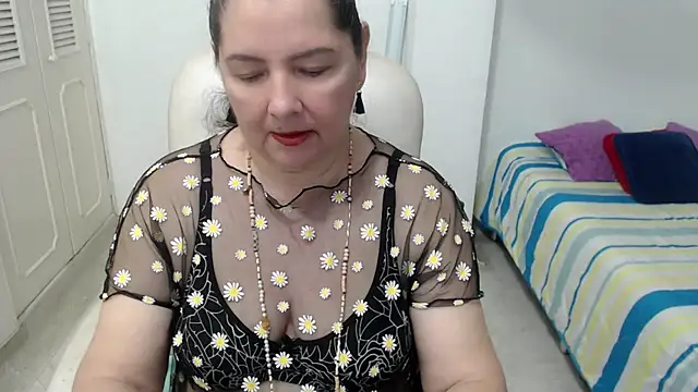 leonela 69 online show from 05-19-26, 11:11