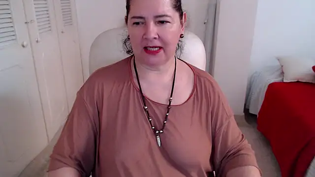 leonela 69 online show from 06-27-26, 11:37