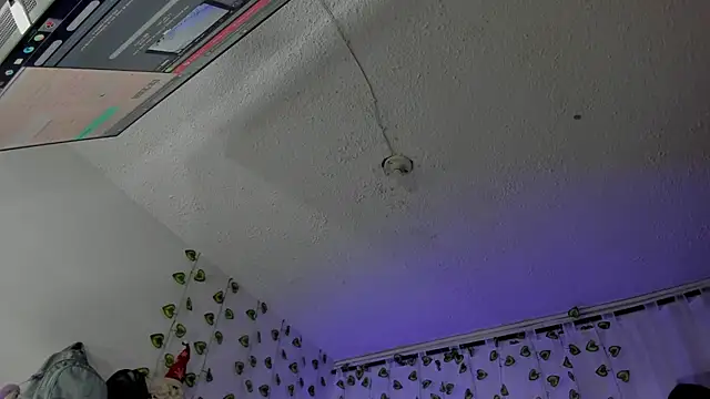 EmiliaRose  online show from 05-22-26, 12:11