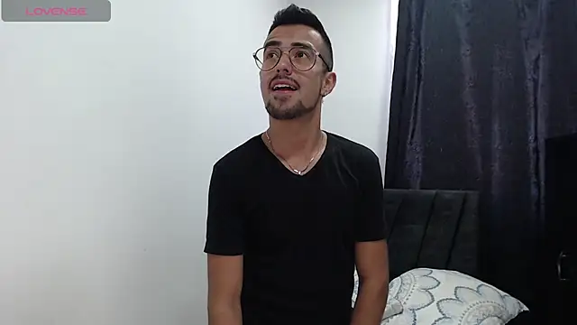 Snapshot of Demian_val chatting on 02-11-25, 09:03 Demian val online show from 02-11-25, 09:03