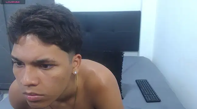 Snapshot of David_Gil19 chatting on 02-26-25, 02:59 David Gil19 online show from 02-26-25, 02:59