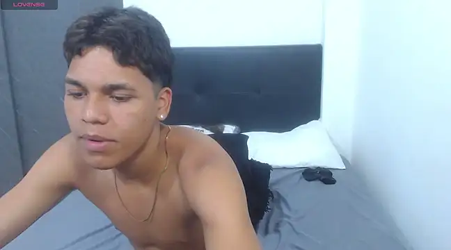 Snapshot of David_Gil19 chatting on 02-26-25, 09:10 David Gil19 online show from 02-26-25, 09:10