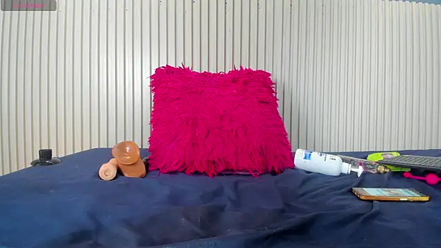 Snapshot of Aida-nicolle chatting on 03-15-25, 03:59 Aida-nicolle online show from 03-15-25, 03:59