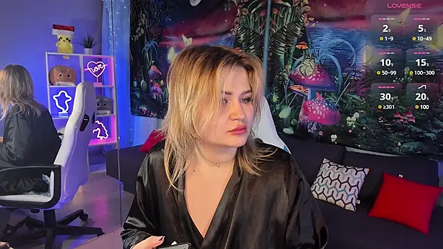 MargoBryan online show from 03-12-25, 06:44