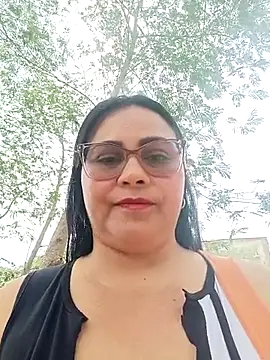 promiscuous-indecent-momm online show from 02-22-26, 03:43