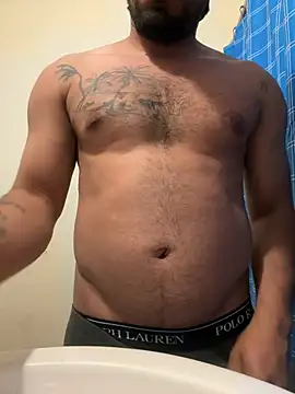 guajiro276565 online show from 02-12-25, 12:16