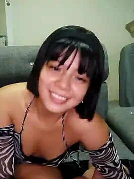 Snapshot of ZafiroKlein chatting on 03-23-25, 02:04 ZafiroKlein online show from 03-23-25, 02:04