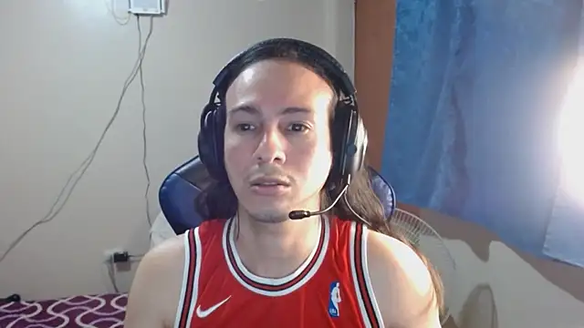 cholitohermoso online show from 02-15-25, 07:49