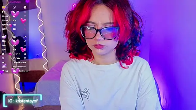 kristen tay online show from 10-21-25, 03:18