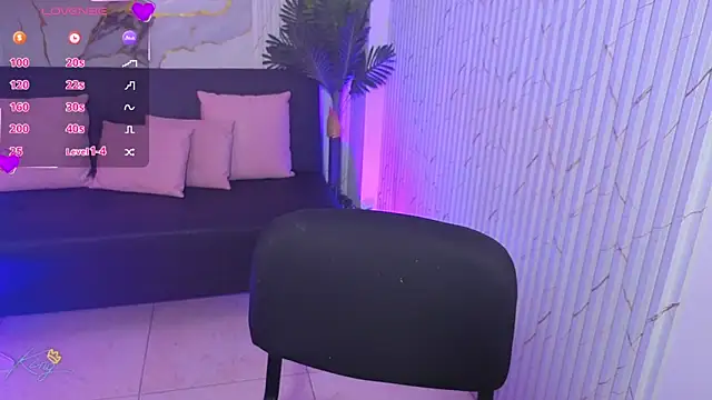 kristen tay online show from 04-17-26, 03:09