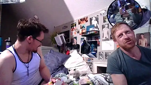 Snapshot of Sk00byJaXxX212 chatting on 12-15-25, 05:12 Sk00byJaXxX212 online show from 12-15-25, 05:12