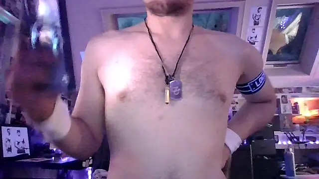 Sk00byJaXxX212 online show from 01-08-26, 10:56