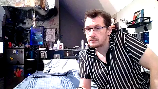 Sk00byJaXxX212 online show from 05-14-26, 04:19