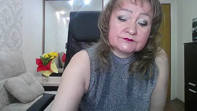 Snapshot of Victoria_secrets_ chatting on 03-20-25, 02:53 Victoria secrets online show from 03-20-25, 02:53