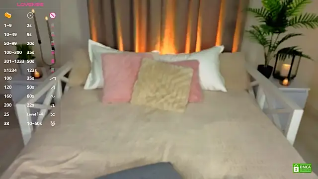 Snapshot of EvaRodi chatting on 07-28-26, 12:18 EvaRodi online show from 07-28-26, 12:18