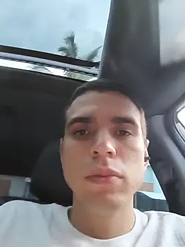 Snapshot of xXDavisXx chatting on 10-09-25, 10:52 xXDavisXx online show from 10-09-25, 10:52