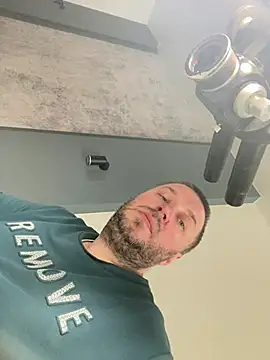 DorianJeday online show from 04-17-26, 07:33