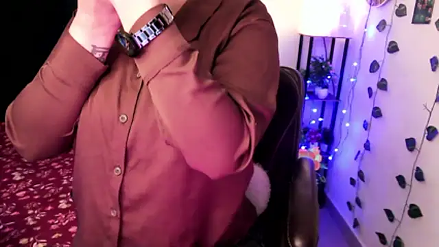 megancatluna online show from 01-19-26, 04:49