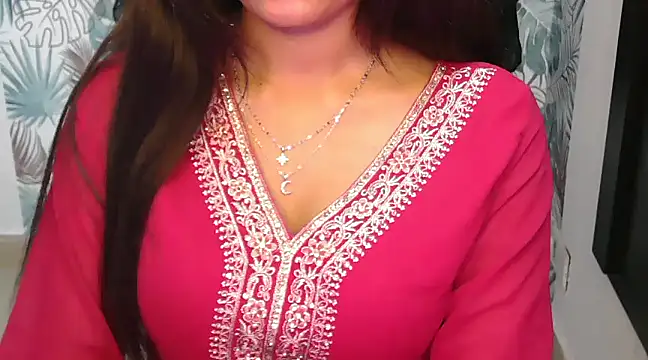 Snapshot of jenifermedow chatting on 02-17-25, 07:15 jenifermedow online show from 02-17-25, 07:15