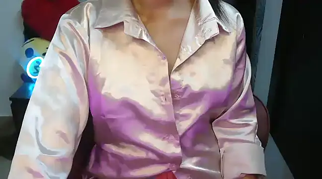 Snapshot of jenifermedow chatting on 02-24-25, 02:26 jenifermedow online show from 02-24-25, 02:26