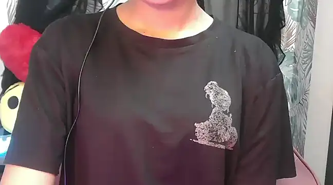 Snapshot of jenifermedow chatting on 03-02-25, 06:48 jenifermedow online show from 03-02-25, 06:48