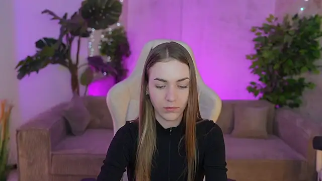 Layla Sweet  online show from 03-17-25, 03:29