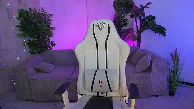 Layla Sweet  online show from 03-20-25, 07:46