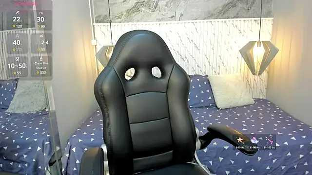 Snapshot of lucelly_15 chatting on 02-14-25, 02:33 lucelly 15 online show from 02-14-25, 02:33