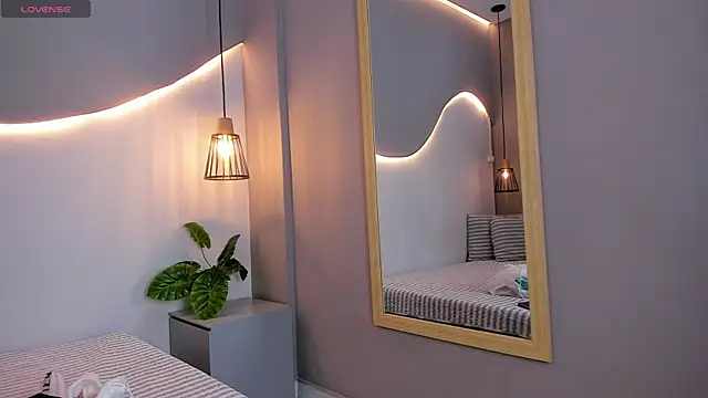 Snapshot of lucelly_15 chatting on 09-24-25, 11:13 lucelly 15 online show from 09-24-25, 11:13