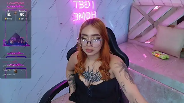 Snapshot of Anni_acker_b chatting on 02-21-25, 10:48 Anni acker b online show from 02-21-25, 10:48