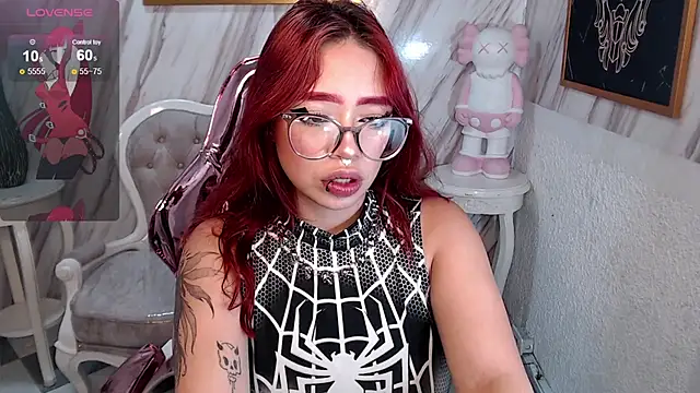 Snapshot of Anni_acker_b chatting on 03-11-25, 07:36 Anni acker b online show from 03-11-25, 07:36