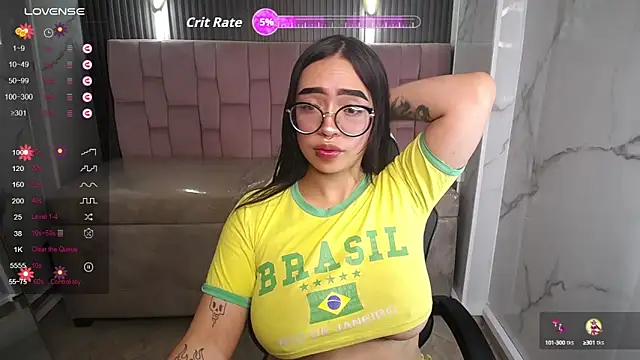 Snapshot of Anni_acker_b chatting on 10-11-25, 12:58 Anni acker b online show from 10-11-25, 12:58