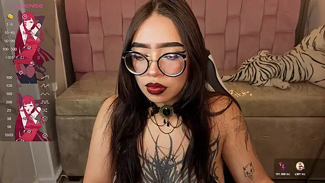 Snapshot of Anni_acker_b chatting on 11-19-25, 03:17 Anni acker b online show from 11-19-25, 03:17