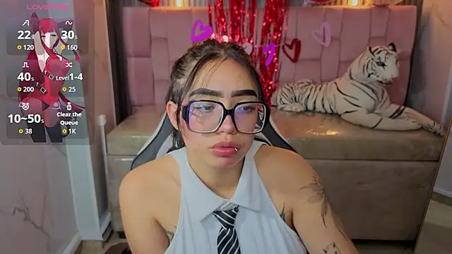 Snapshot of Anni_acker_b chatting on 02-14-26, 12:46 Anni acker b online show from 02-14-26, 12:46